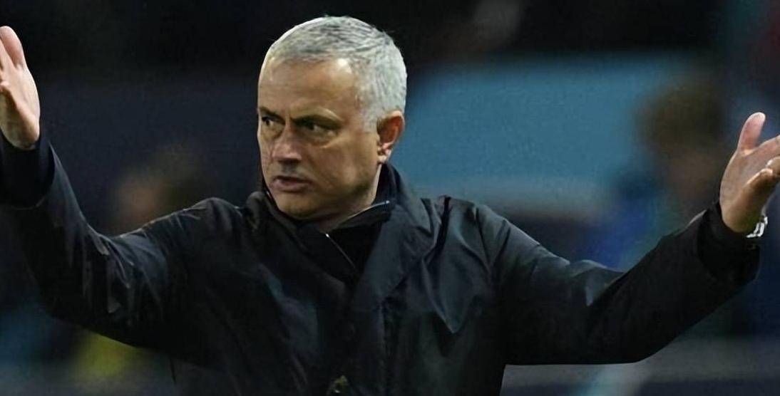 抢手！穆帅虽下课仍热门，3队争相邀请，履历成底气